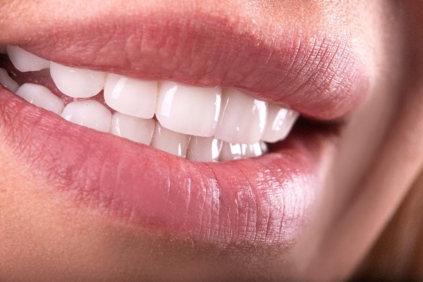 Cosmetic Dentistry For Worn Teeth With Crowns